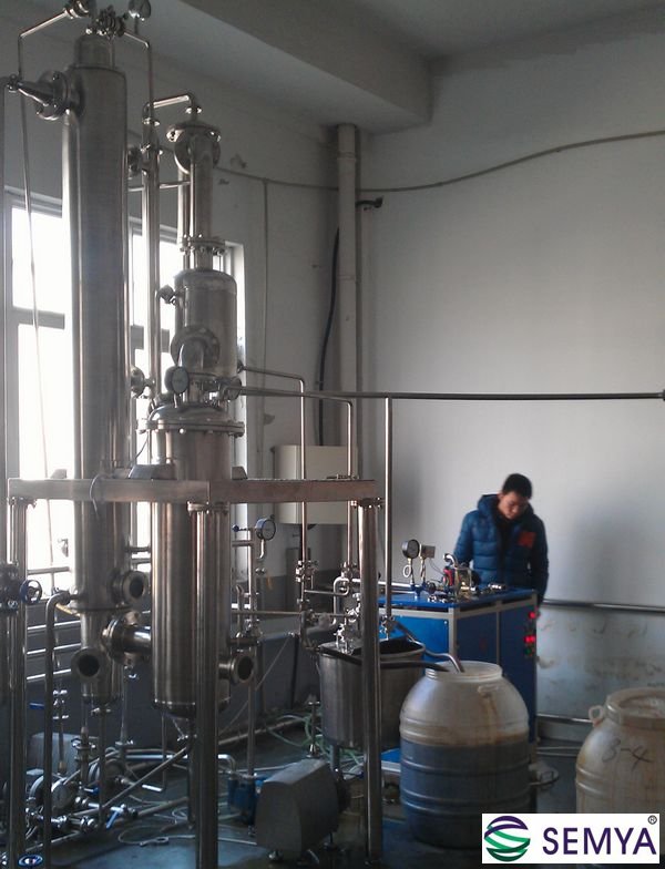 洛陽甘草糖漿濃縮實(shí)驗(yàn)采用降膜蒸發(fā)器